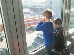 flughafen düsseldorf kinder